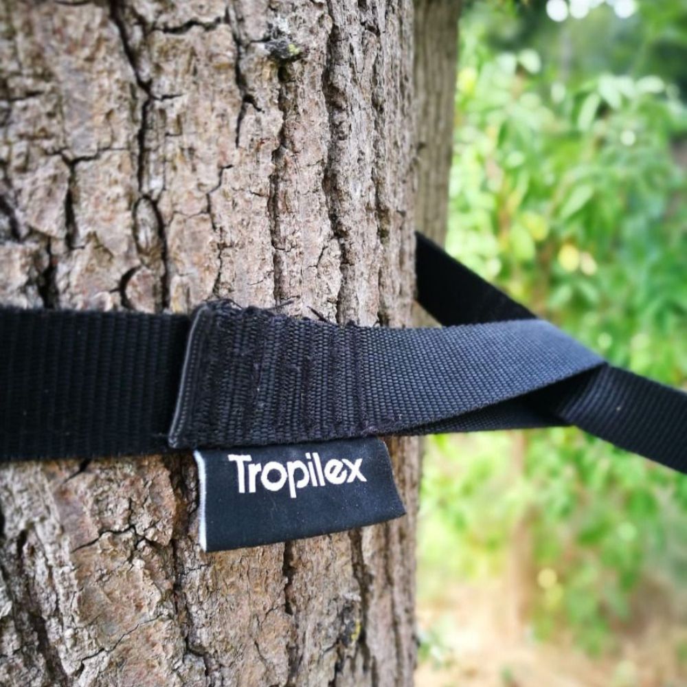 Easy and Secure Tree Straps